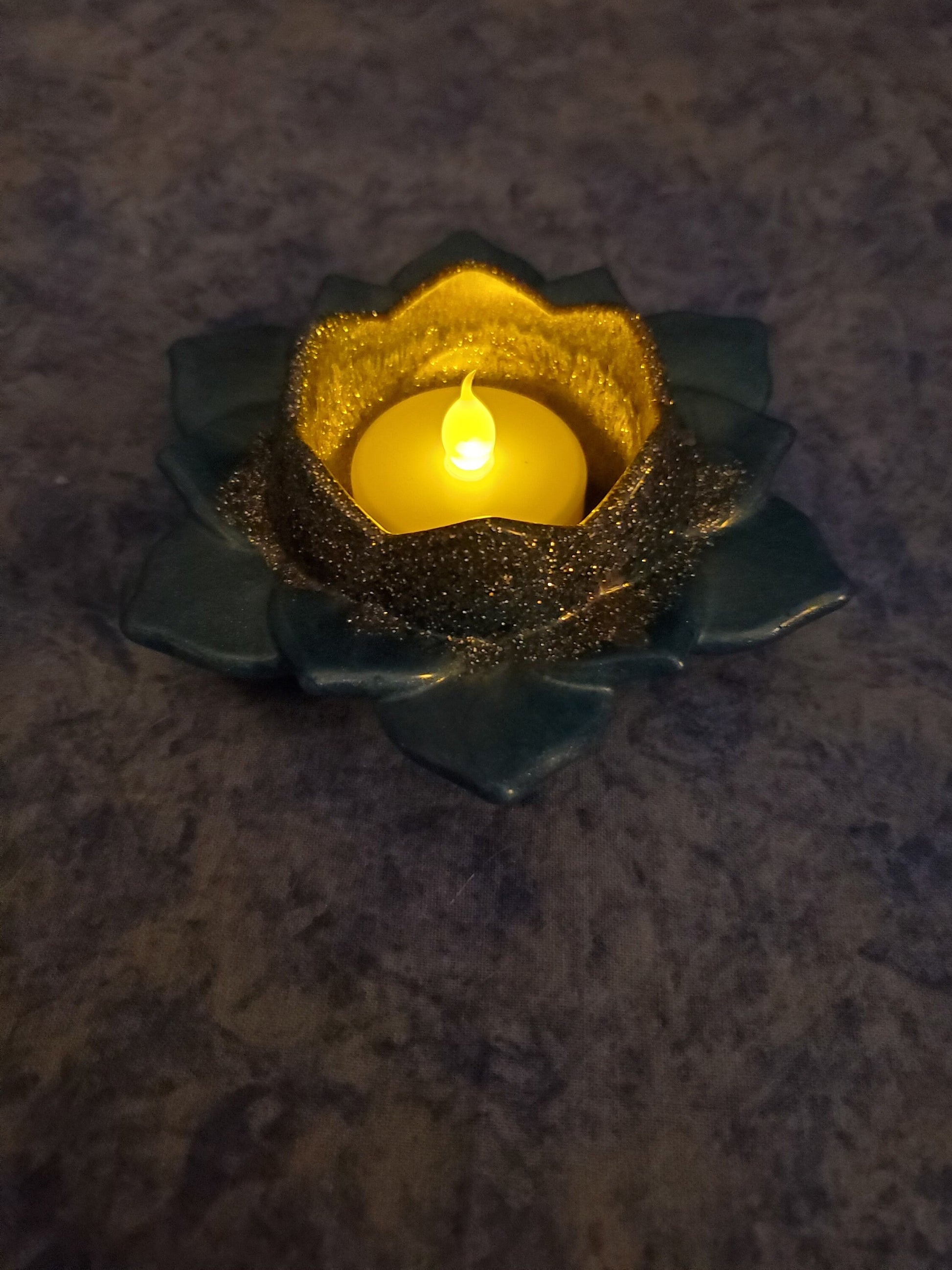 Resin lotus flower tea light candle holder. Resin art. Resin made. Resin decor. Glittery blue pattern!