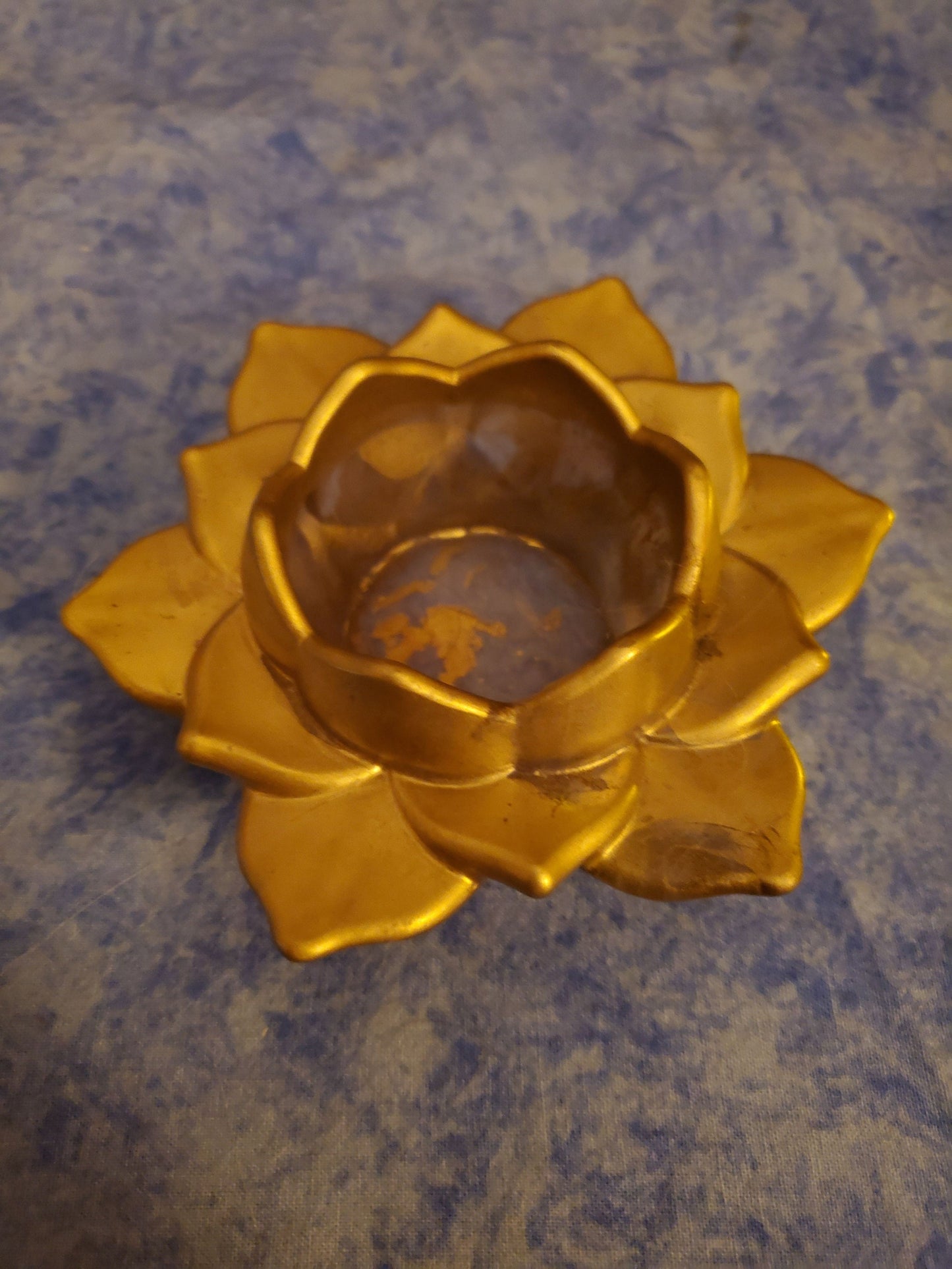 Resin lotus flower tea light candle holder. Resin art. Resin made. Resin decor. Gold and clear pattern!