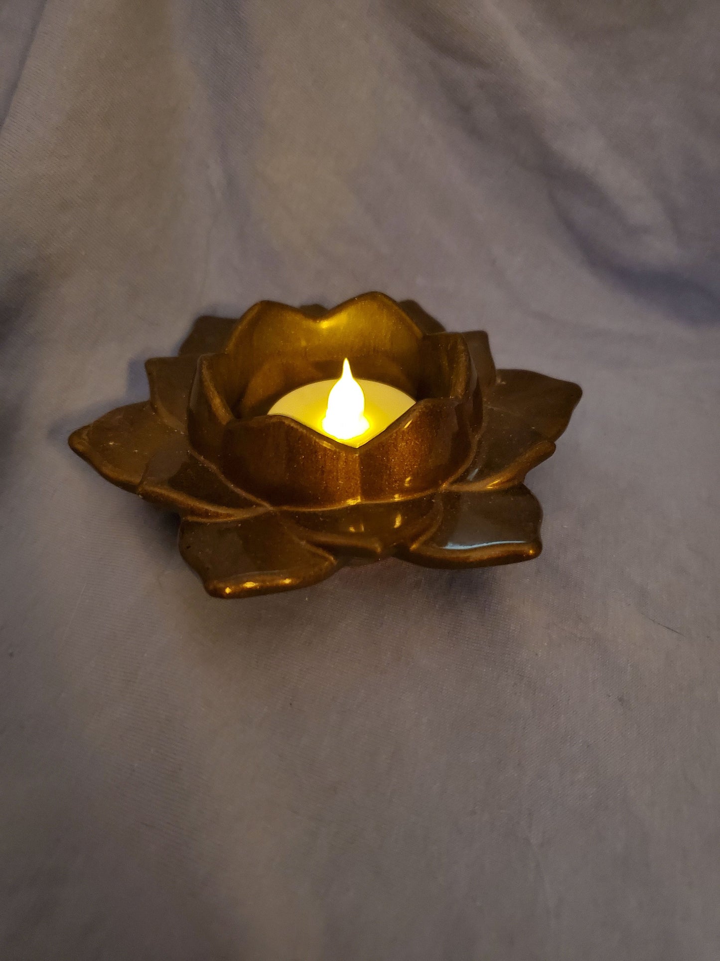 Resin lotus flower tea light candle holder. Resin art. Resin made. Resin decor. Beautiful brown, pink and green pattern!