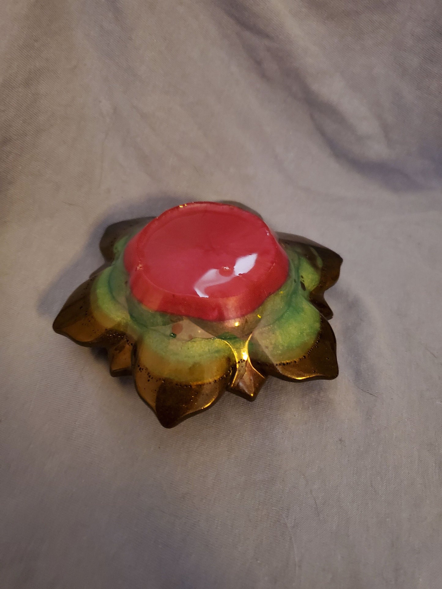 Resin lotus flower tea light candle holder. Resin art. Resin made. Resin decor. Beautiful brown, pink and green pattern!