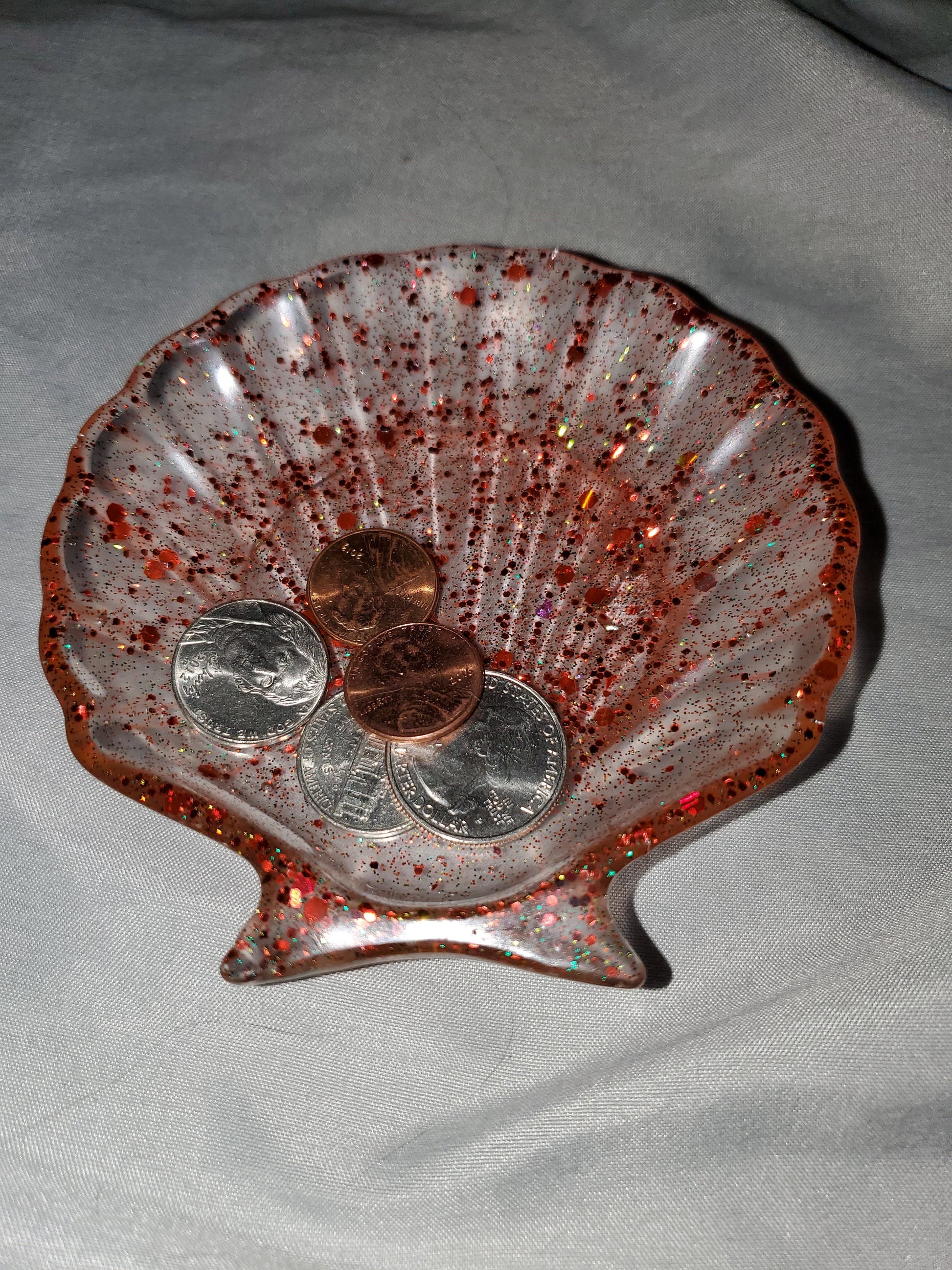 Seashell trinket/coin holder