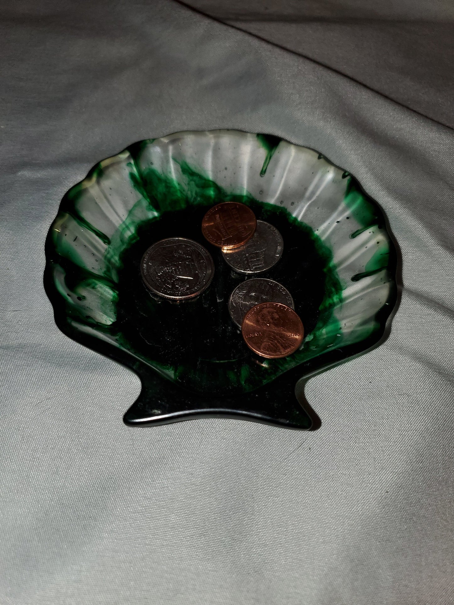 Seashell trinket/coin holder