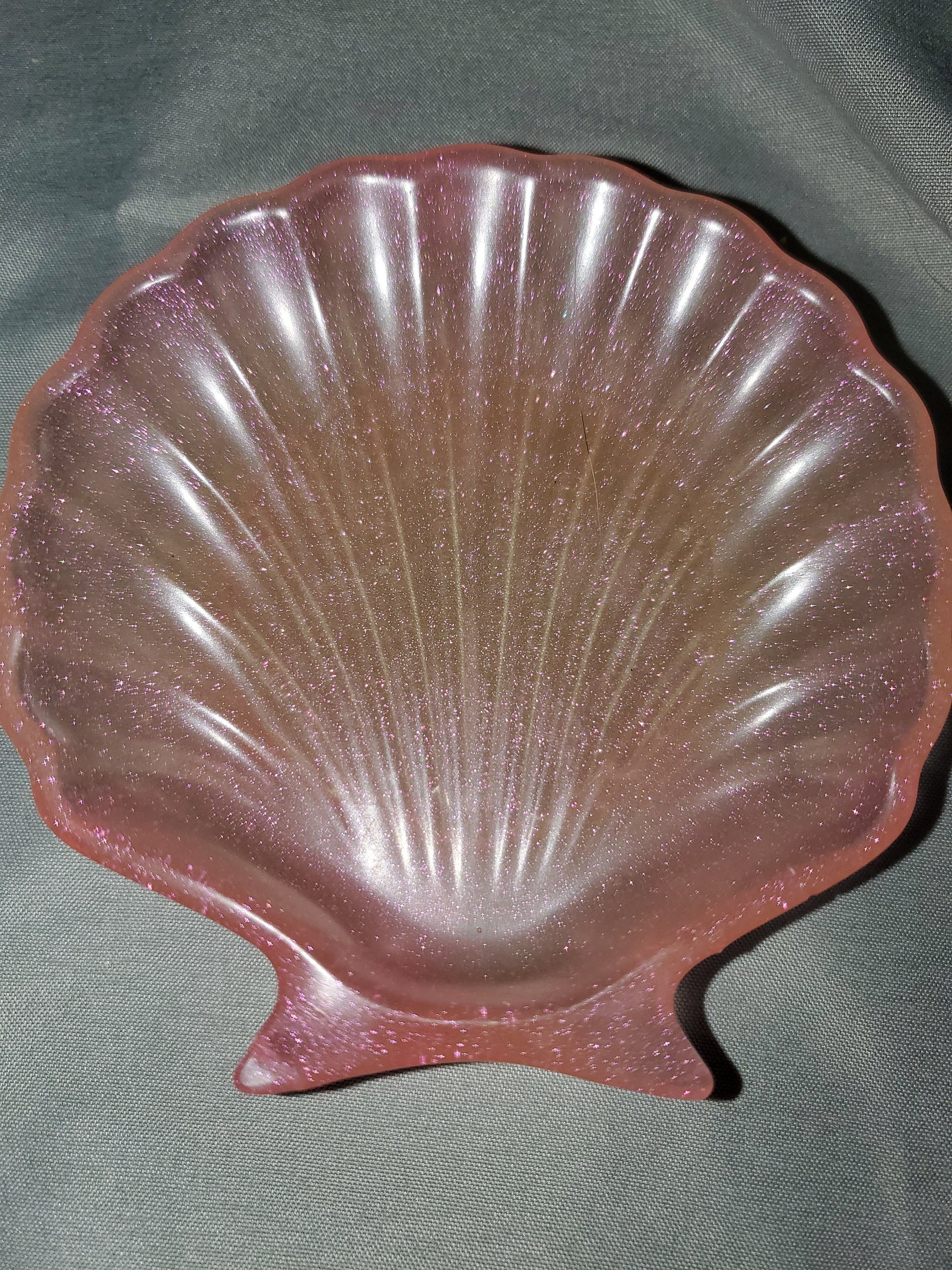 Seashell trinket/coin holder