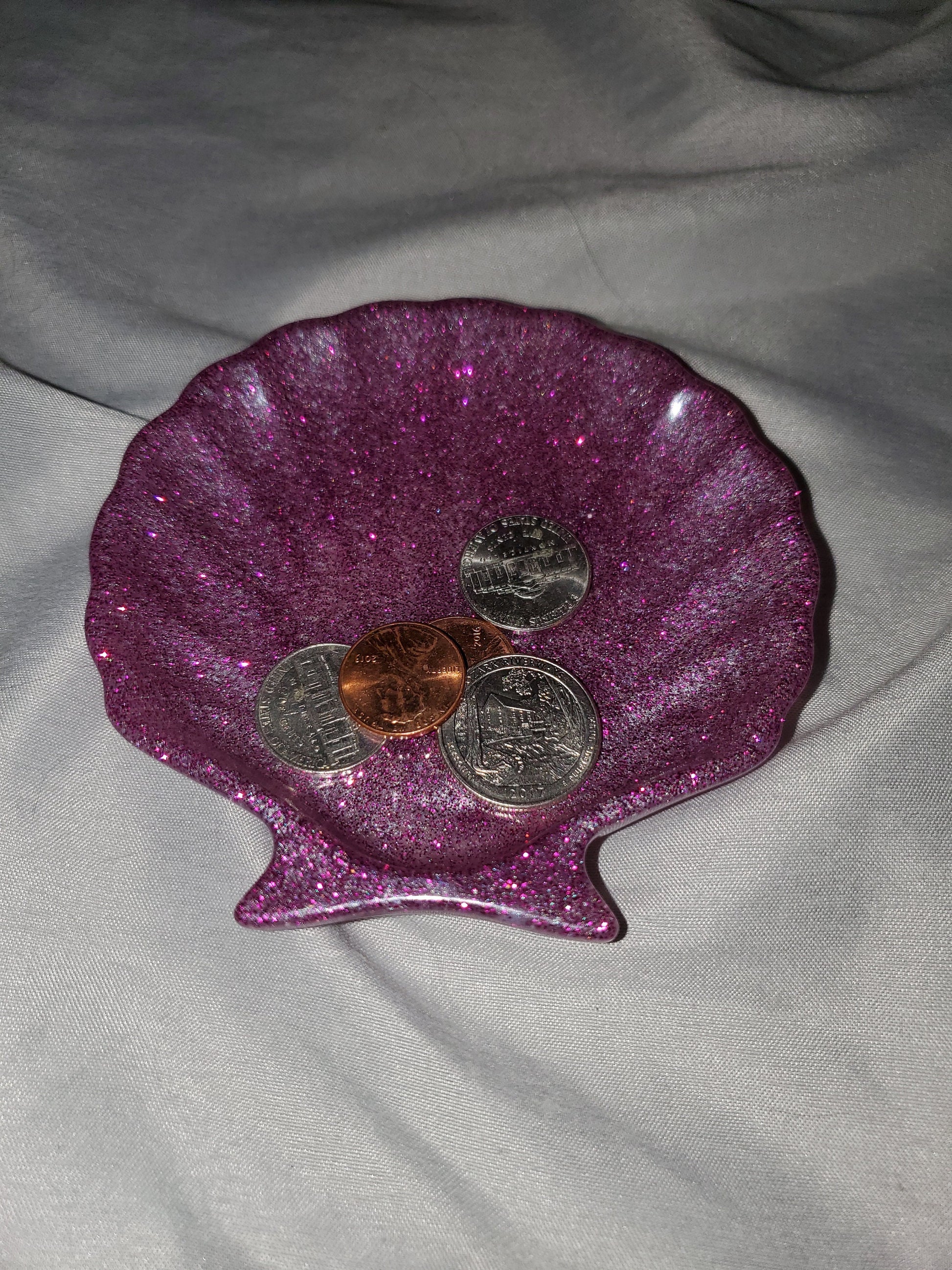 Seashell trinket/coin holder