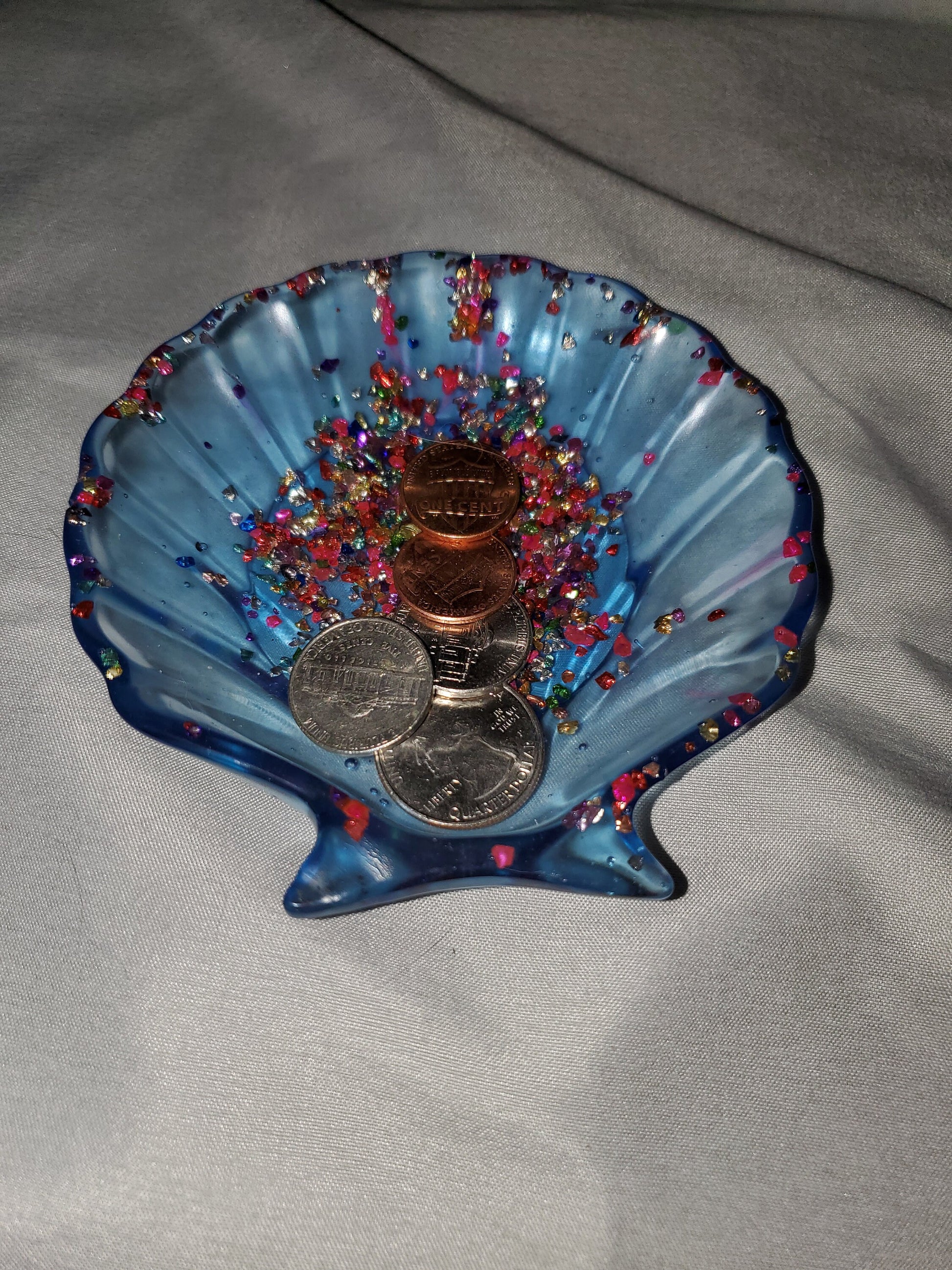 Seashell trinket/coin holder