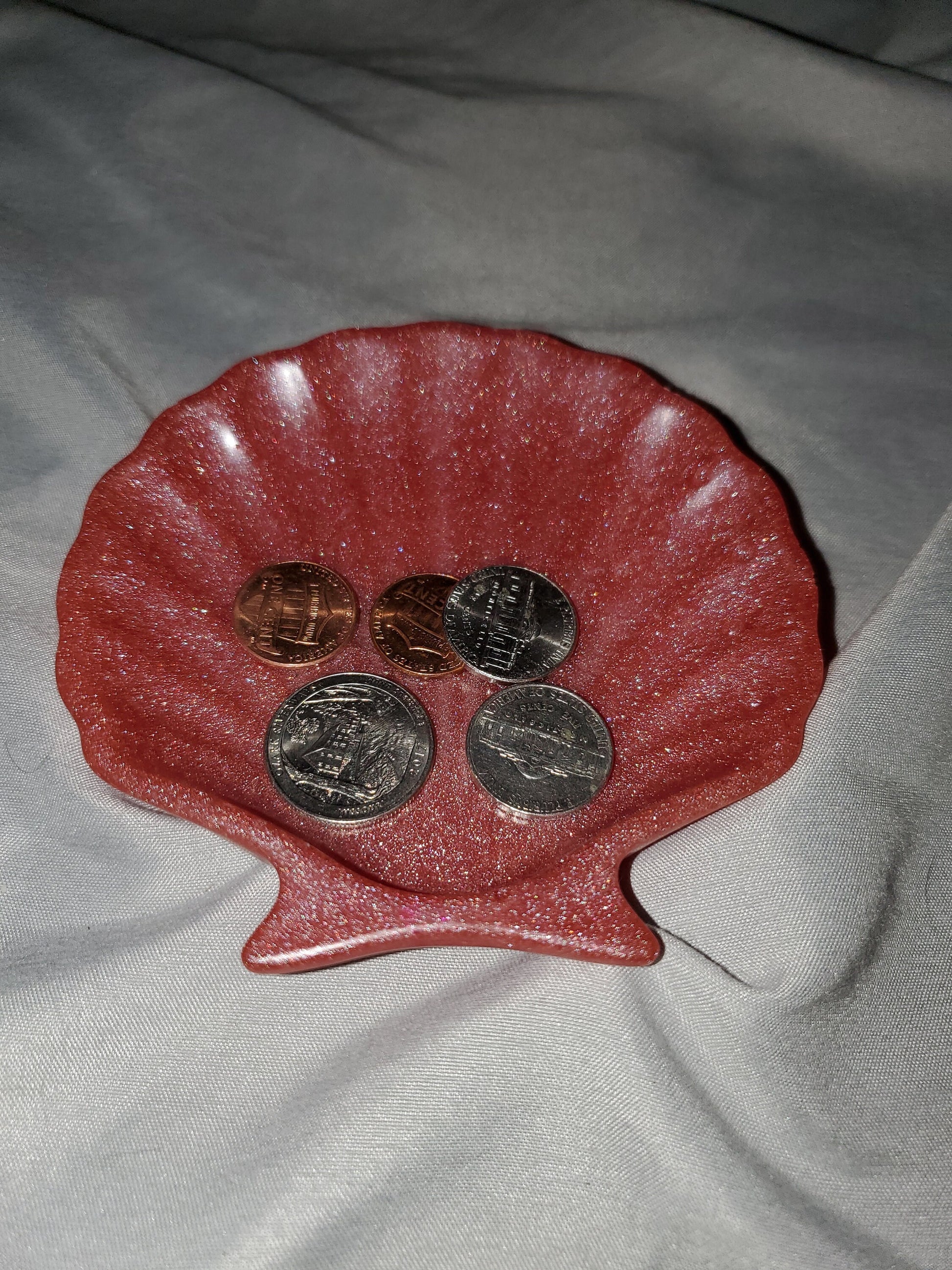 Seashell trinket/coin holder