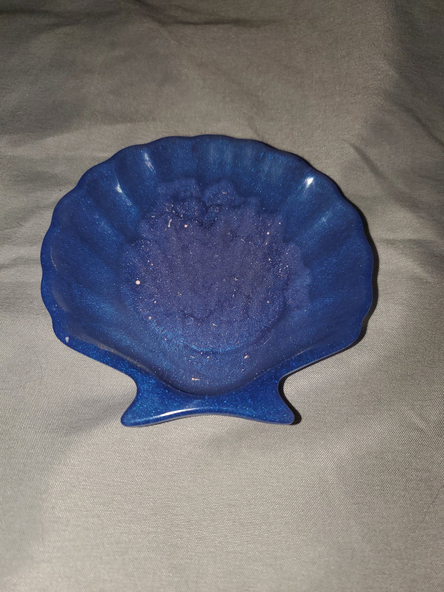 Seashell trinket/coin holder