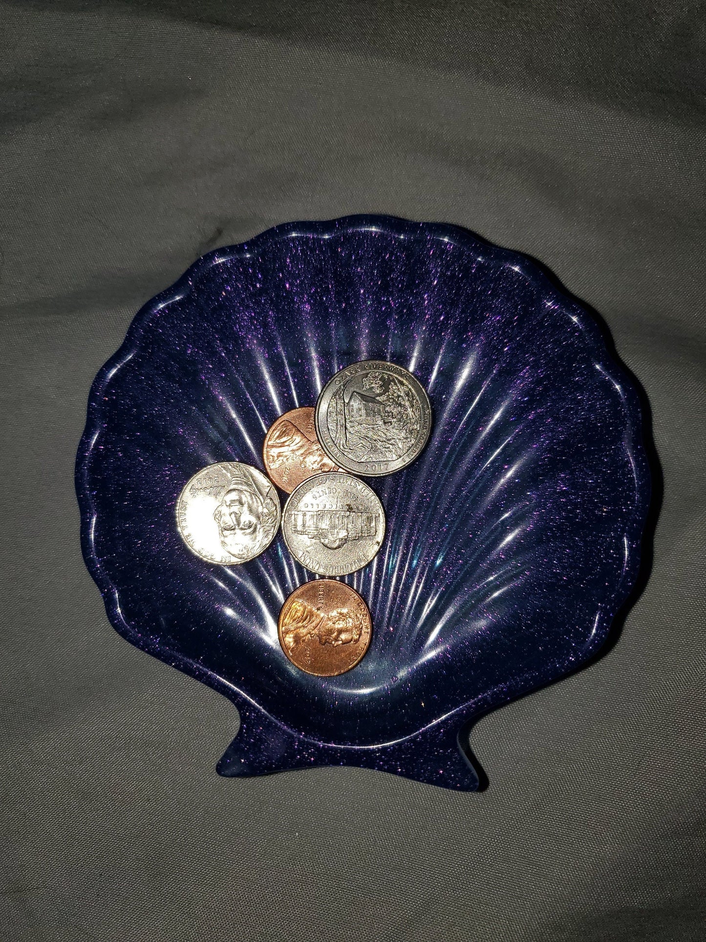 Seashell trinket/coin holder