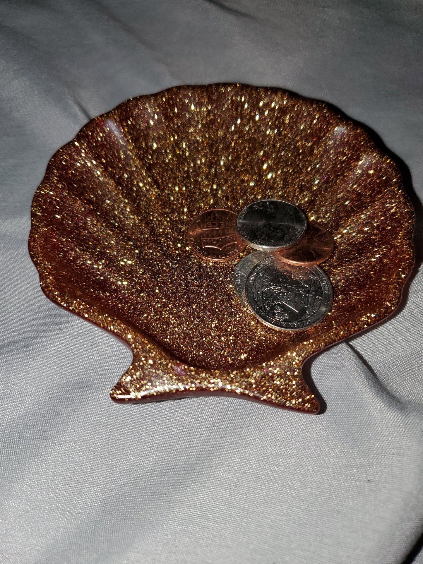 Seashell trinket/coin holder