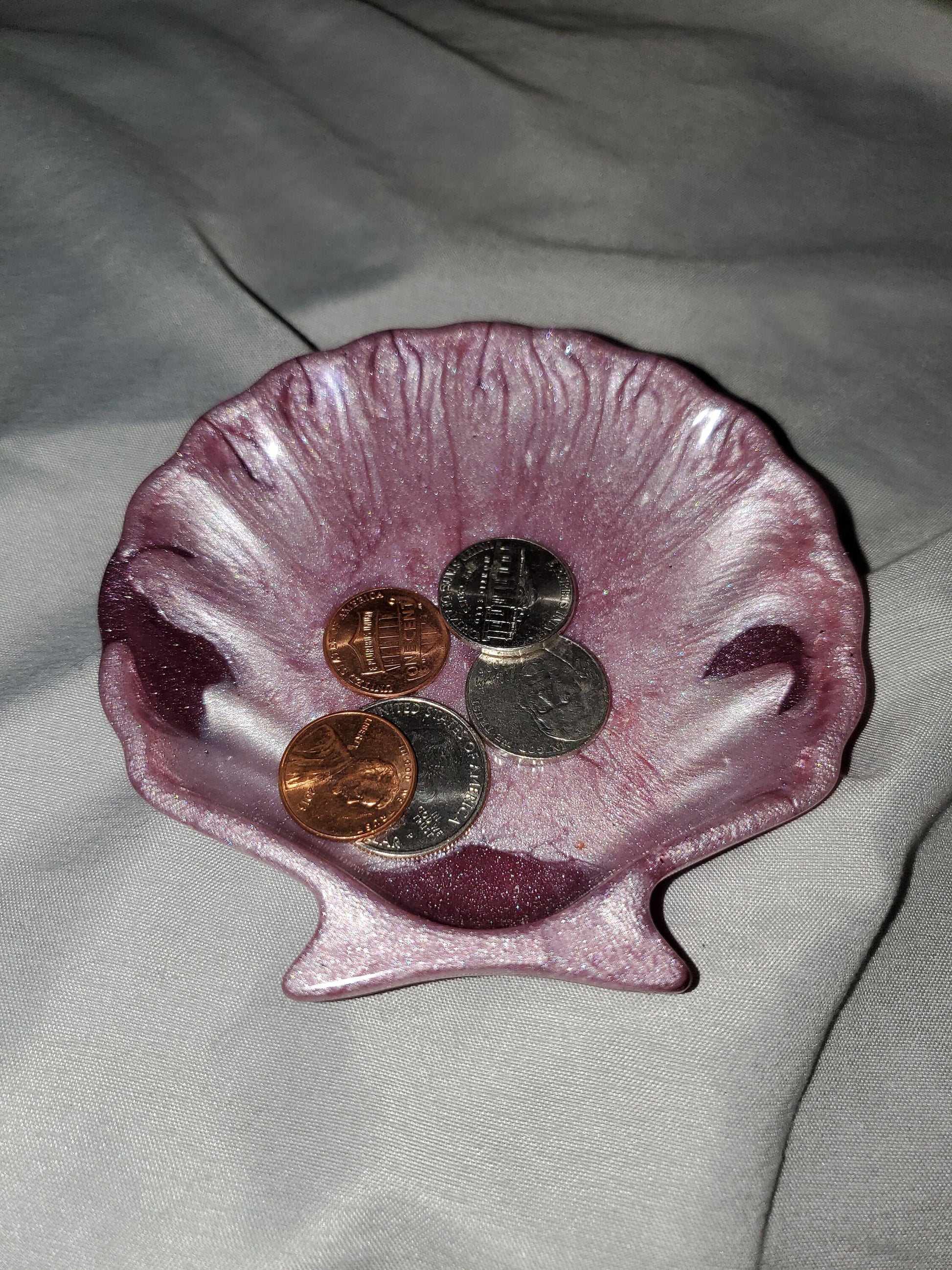 Seashell trinket/coin holder