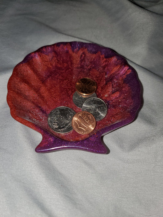 Seashell trinket/coin holder