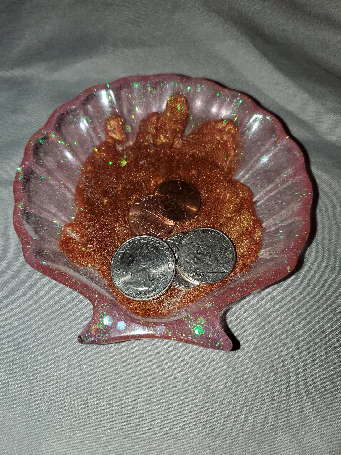 Seashell trinket/coin holder